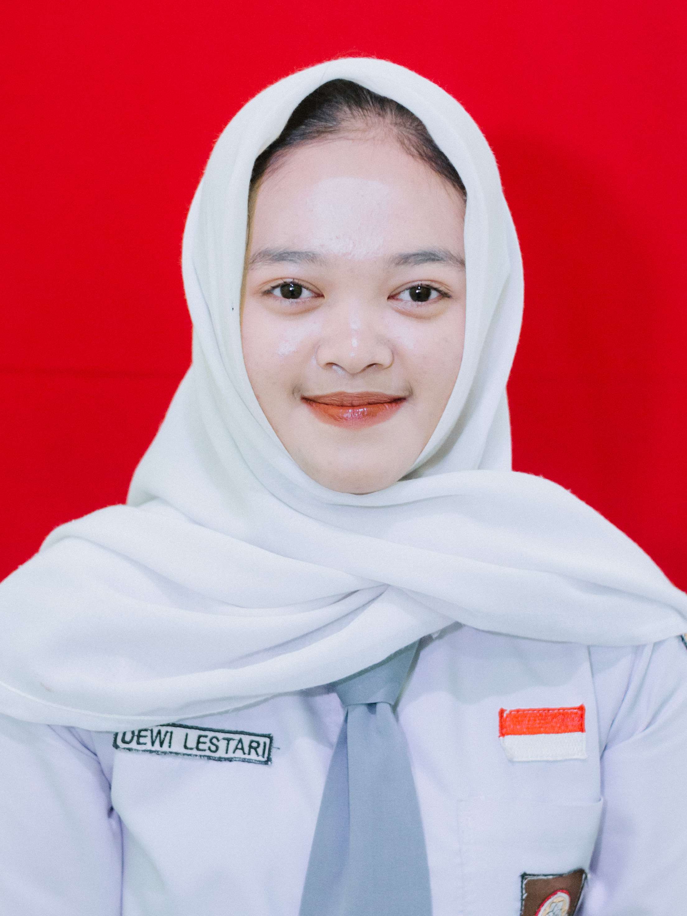 DEWI LESTARI